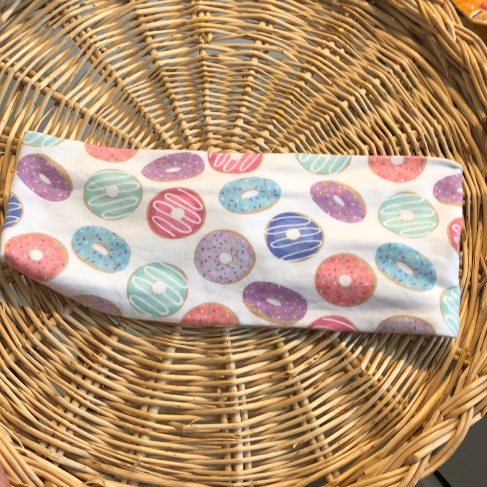 Donut headband